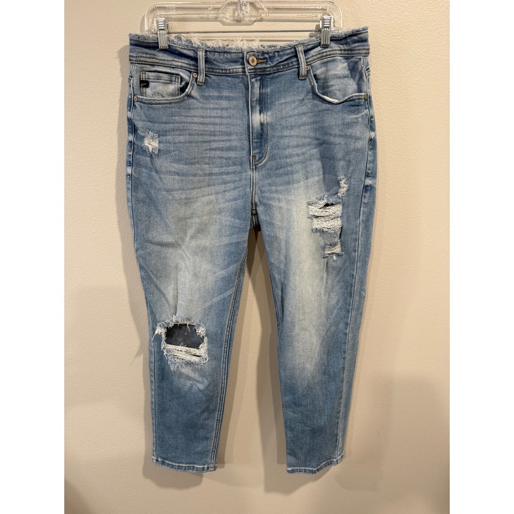 KanCan Women Size 15‎ 31 Distressed Light Wash High Rise Frayed Hem Jeans